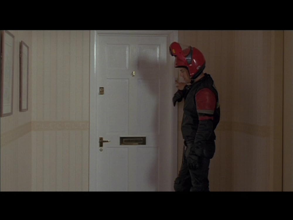 ディファレント・フォー・ガールズの画像