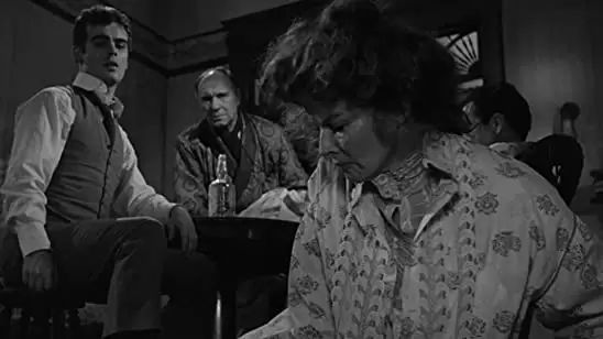 「夜への長い旅路」キャサリン・ヘプバーン & ディーン・ストックウェル & ラルフ・リチャードソンの画像