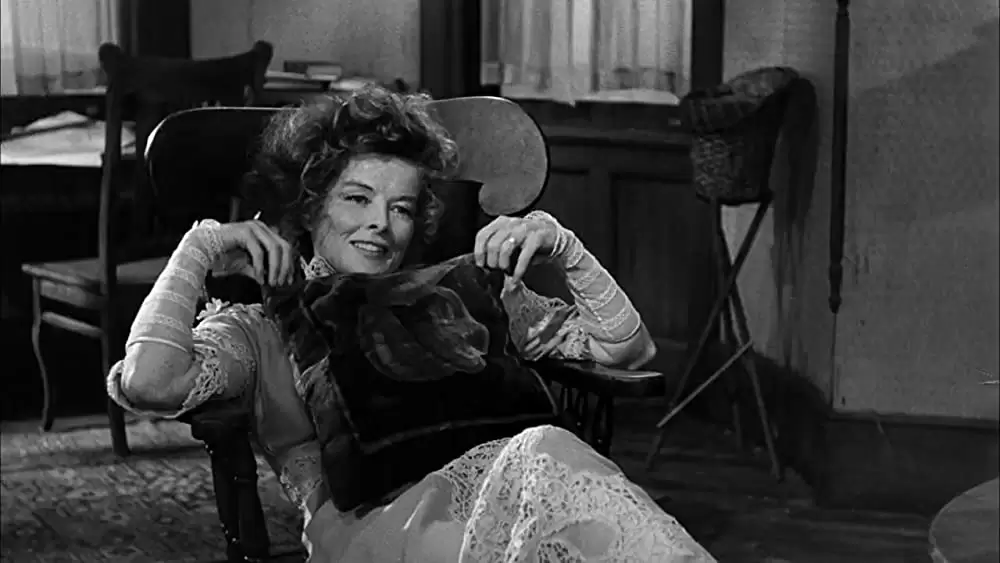 「夜への長い旅路」キャサリン・ヘプバーンの画像