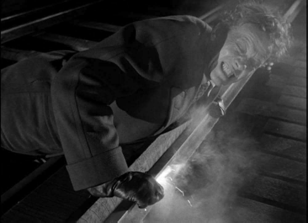 眠りなき街の画像