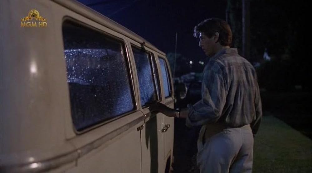 ねじれた家族の画像