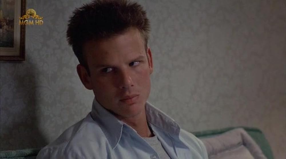 ねじれた家族の画像