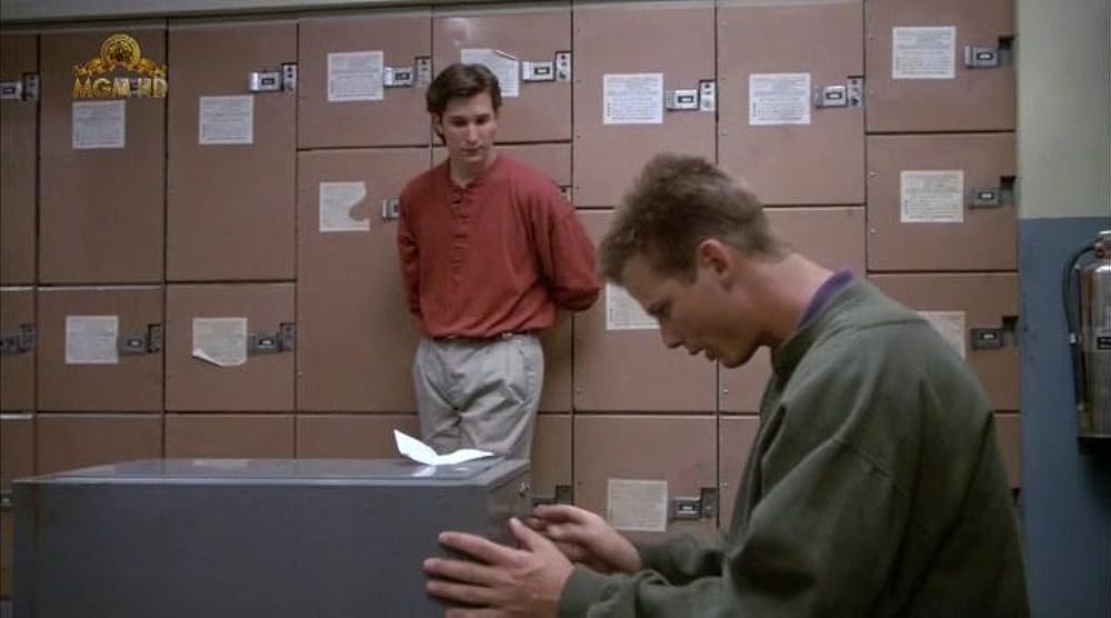 ねじれた家族の画像