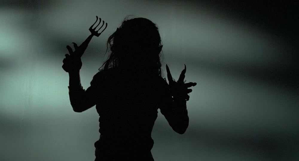 悪魔の封印／彼女の眼が光る時、悪魔の血は甦えるの画像