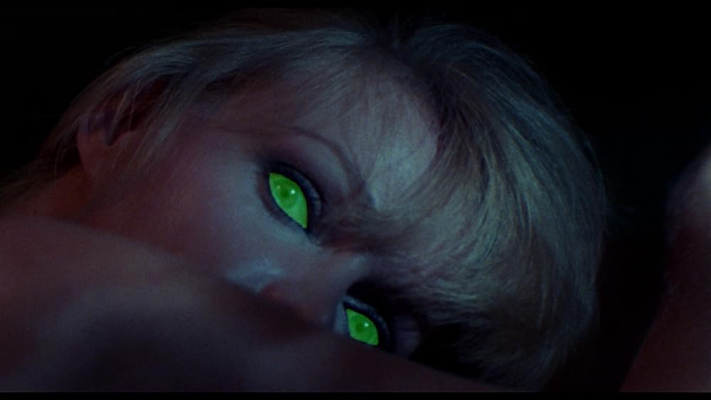 悪魔の封印／彼女の眼が光る時、悪魔の血は甦えるの画像