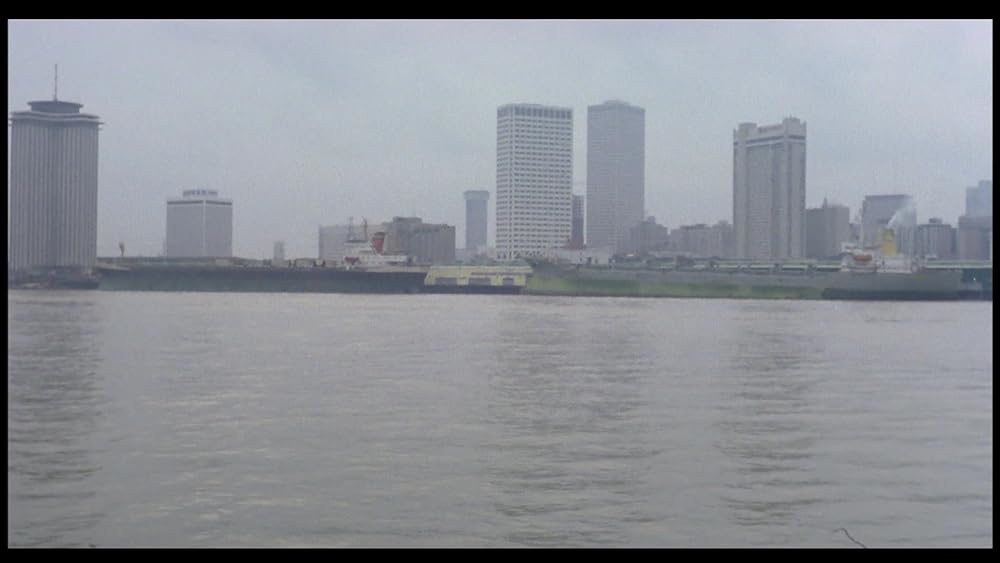 首だけの情事の画像