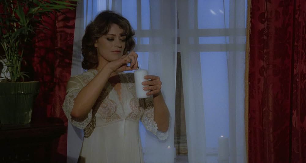 首だけの情事の画像