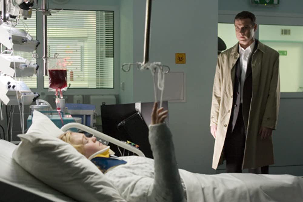 「オーメン／オーメン666」リーブ・シュレイバー & ジュリア・スタイルズの画像