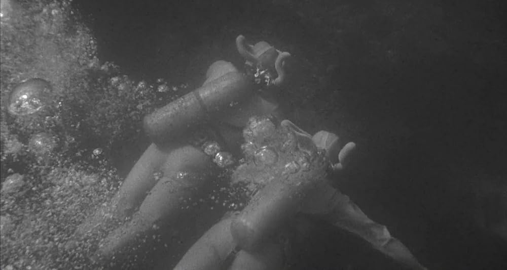 大怪獣出現の画像