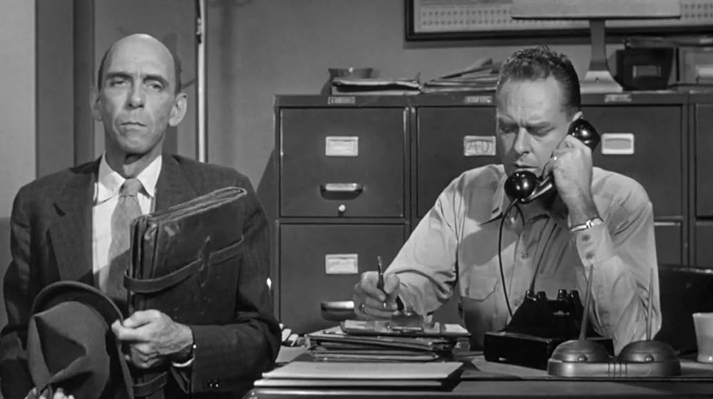 大怪獣出現の画像