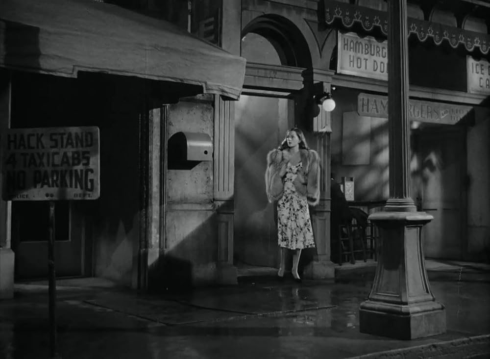 「眠りの館」の画像