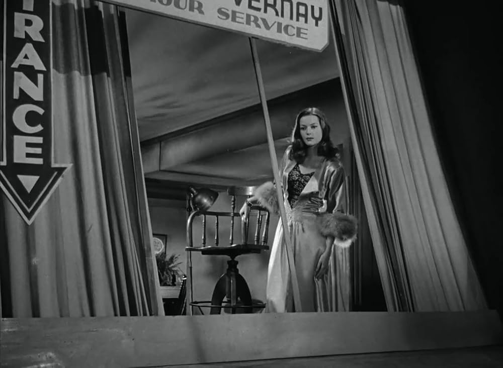 「眠りの館」の画像