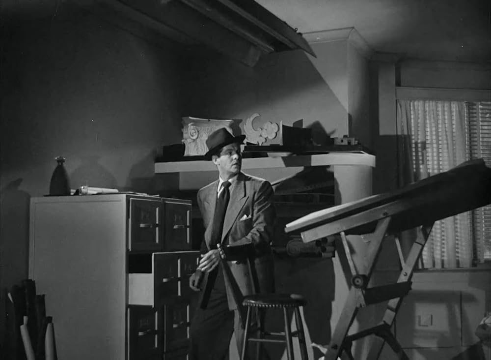 「眠りの館」の画像