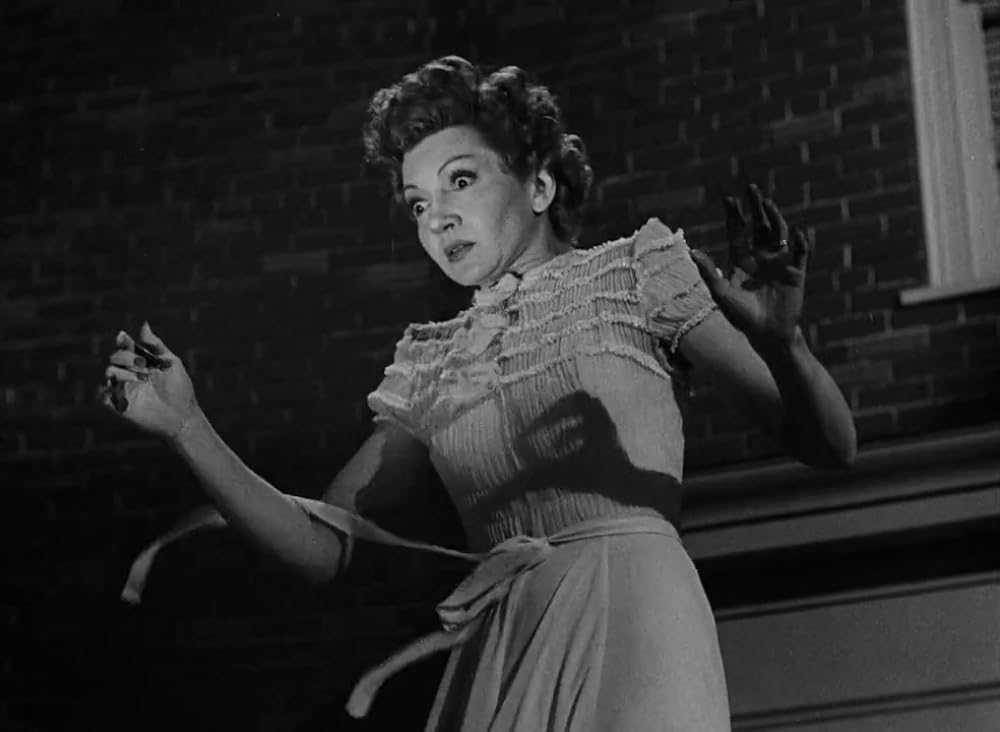 「眠りの館」の画像