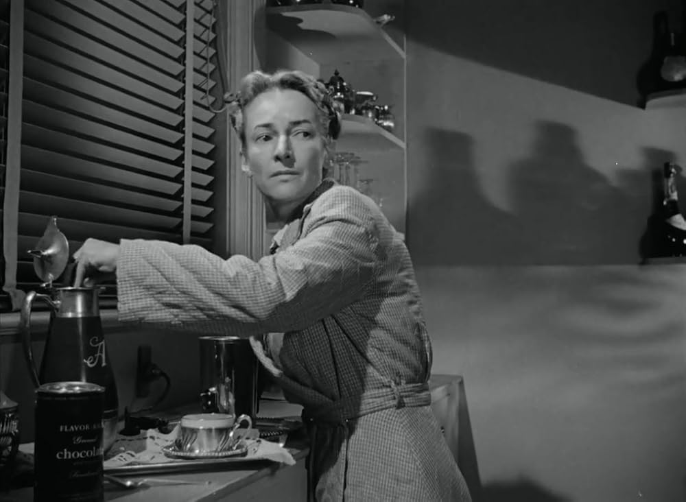 「眠りの館」の画像