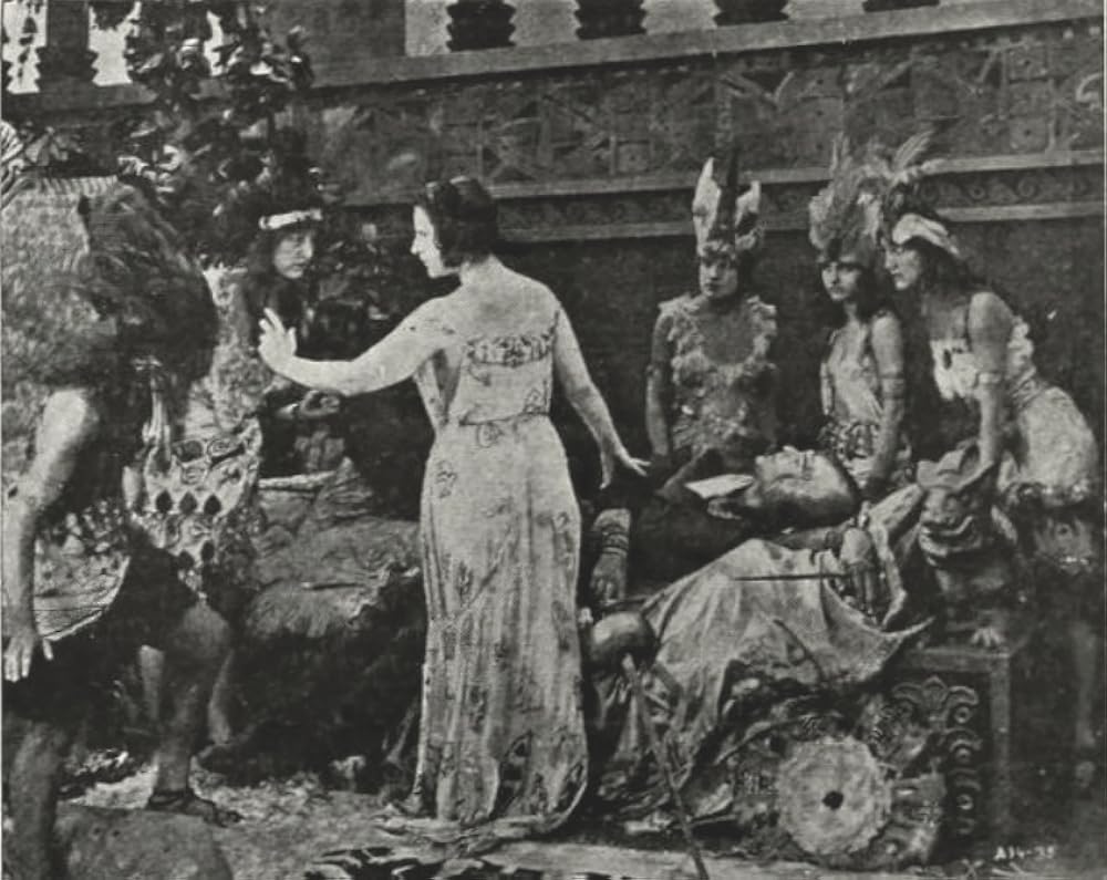 神に見離された女の画像