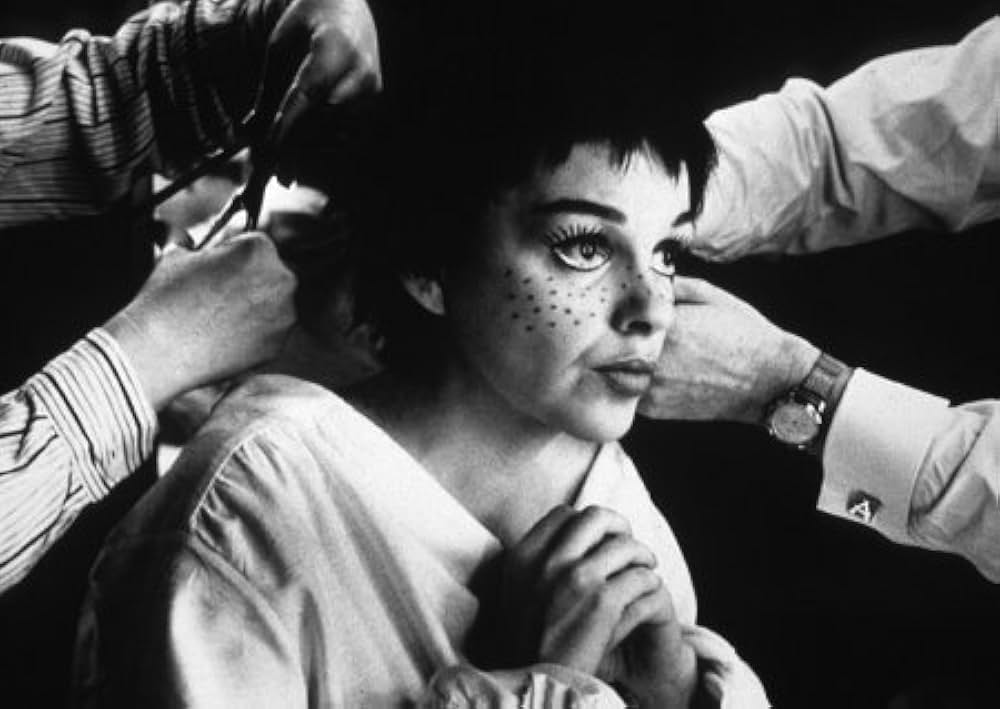 スタア誕生の画像