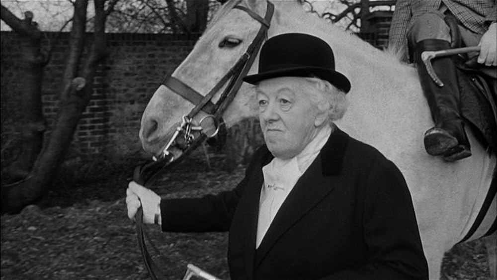 ミス・マープル／寄宿舎の殺人の画像