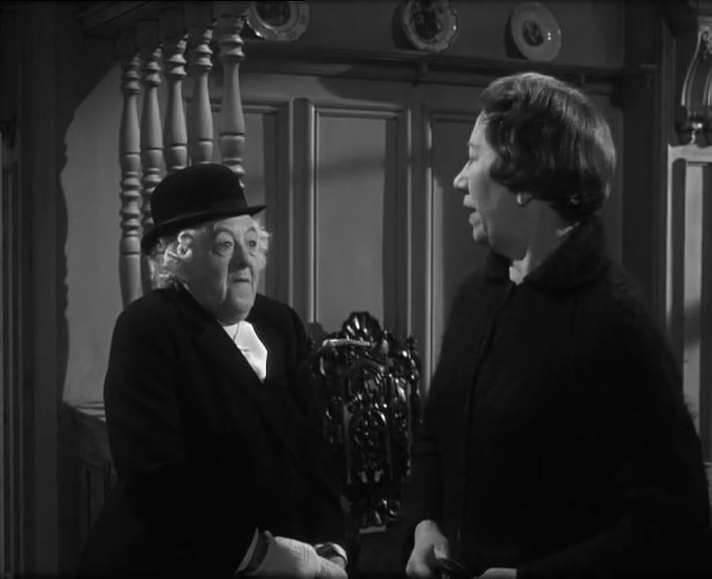 ミス・マープル／寄宿舎の殺人の画像