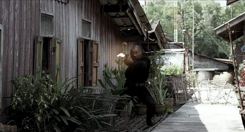 ネバー・サレンダー 肉弾突撃の画像