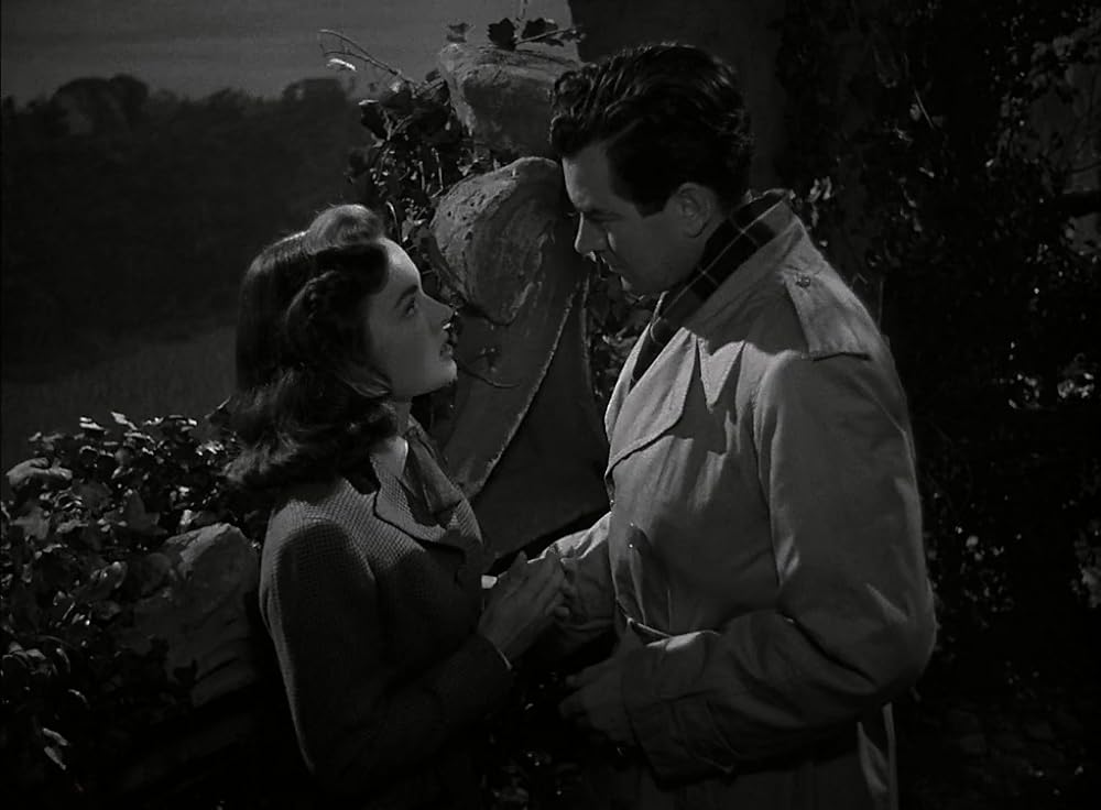 丘の雷鳴の画像