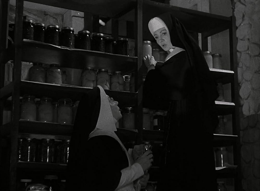 丘の雷鳴の画像