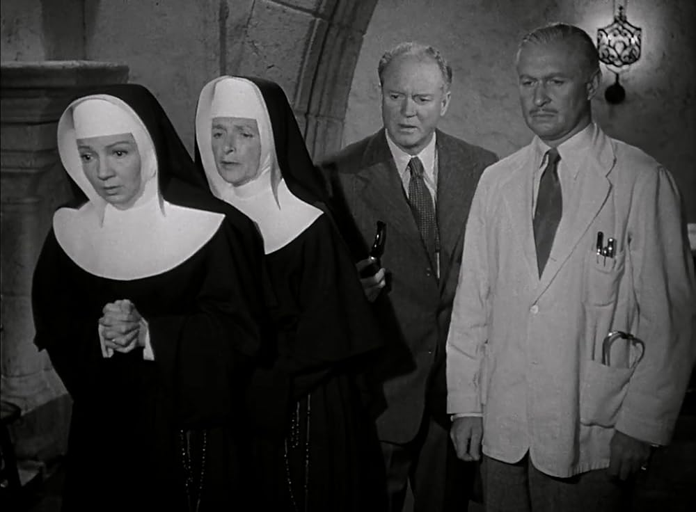 丘の雷鳴の画像