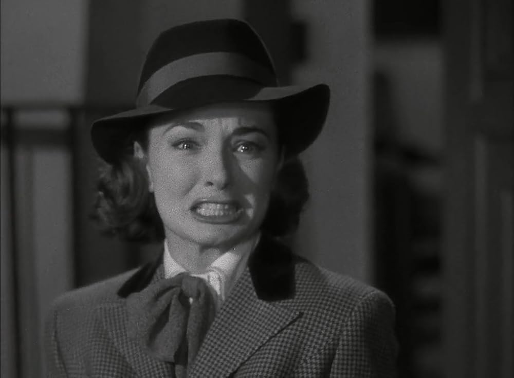 丘の雷鳴の画像