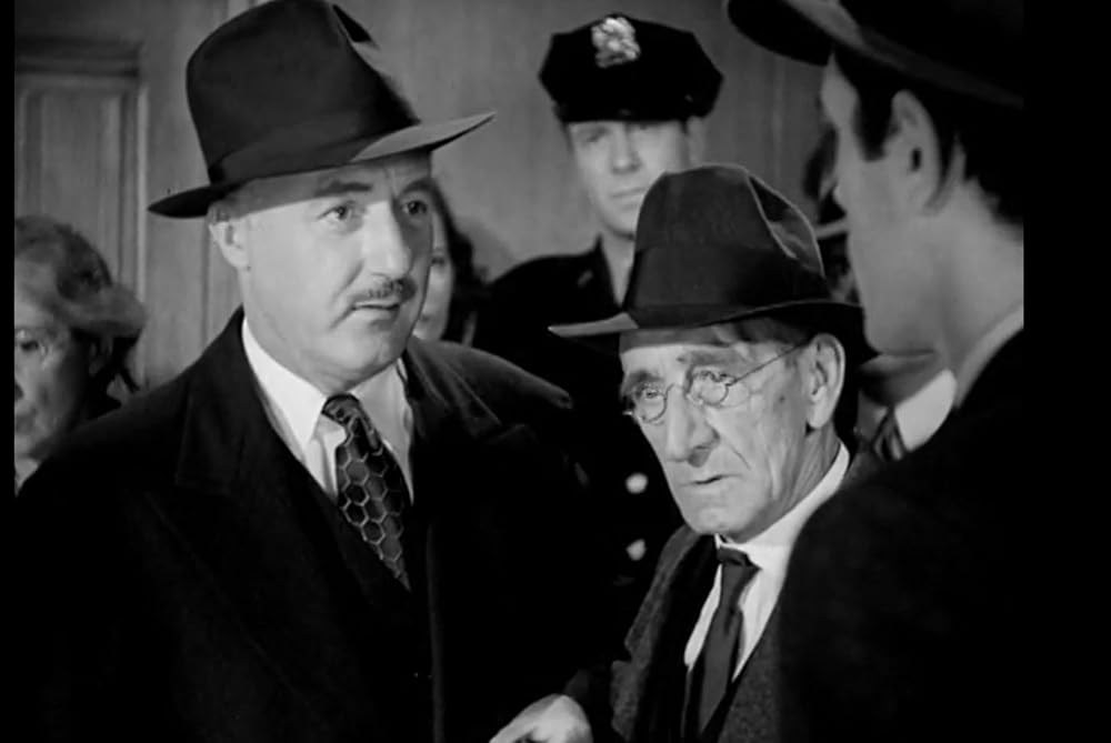 3階の見知らぬ男の画像