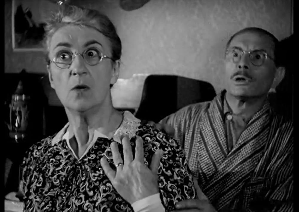 3階の見知らぬ男の画像