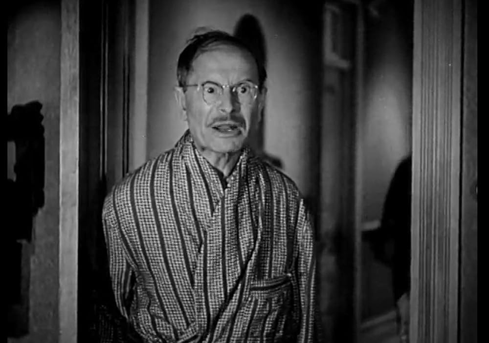 3階の見知らぬ男の画像