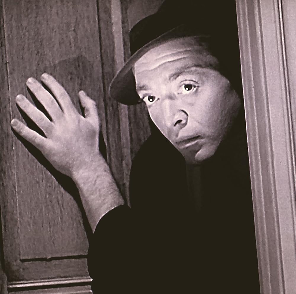 3階の見知らぬ男の画像