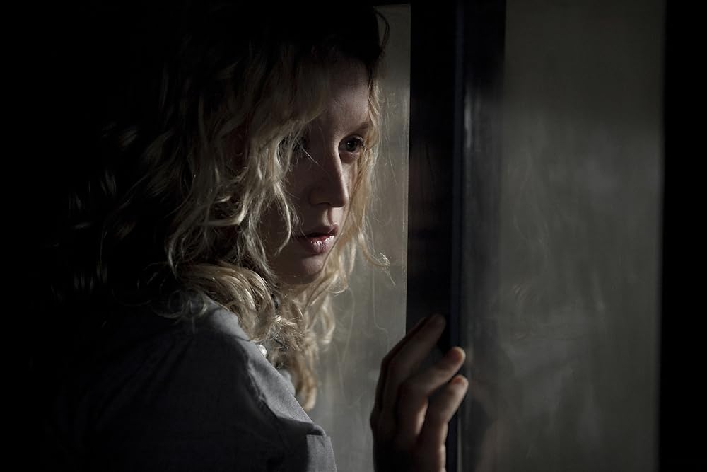 ラブ・クライム 偽りの愛に溺れての画像