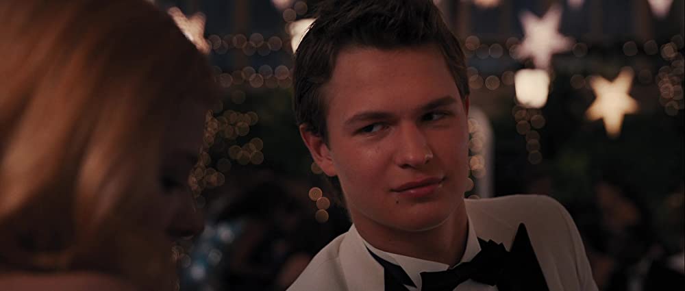 「キャリー」クロエ・グレース・モレッツ & アンセル・エルゴートの画像