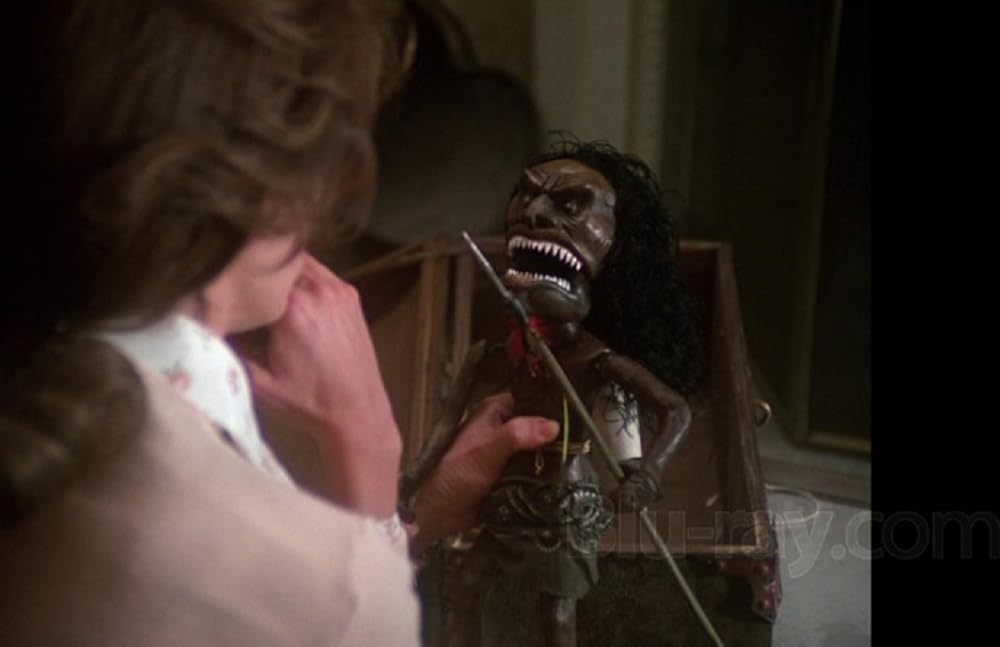 恐怖と戦慄の美女の画像