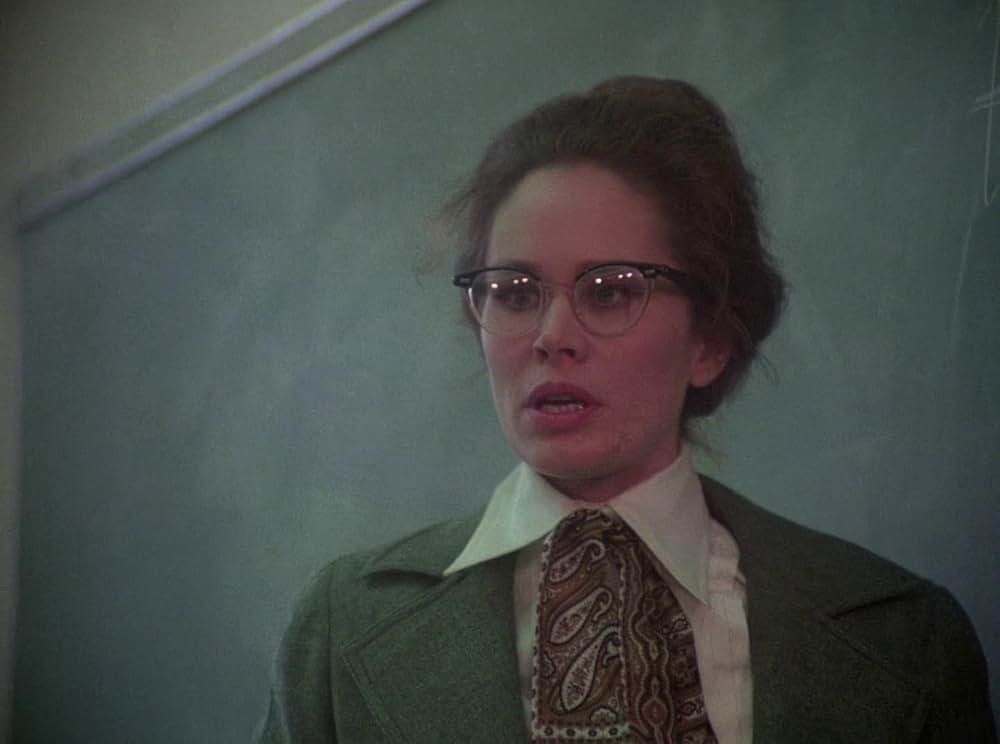 恐怖と戦慄の美女の画像