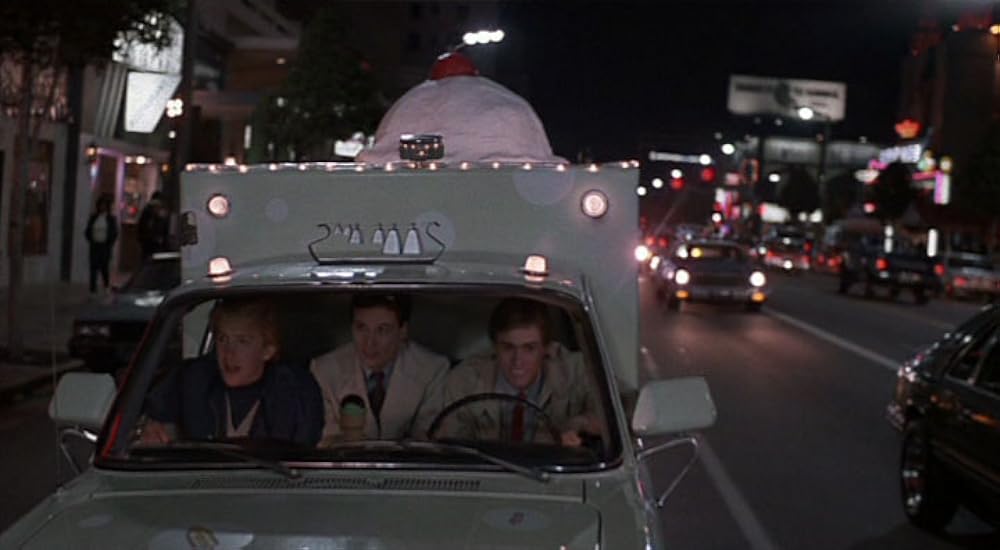 ワンス・ビトゥン／恋のチューチューバンパイアの画像