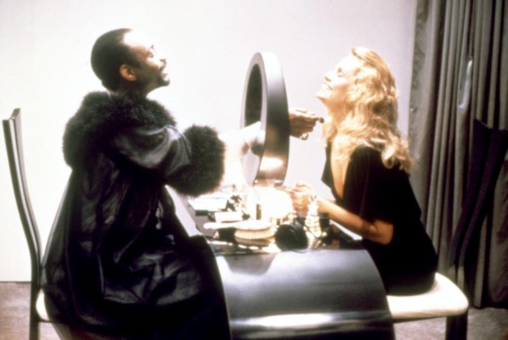 ワンス・ビトゥン／恋のチューチューバンパイアの画像