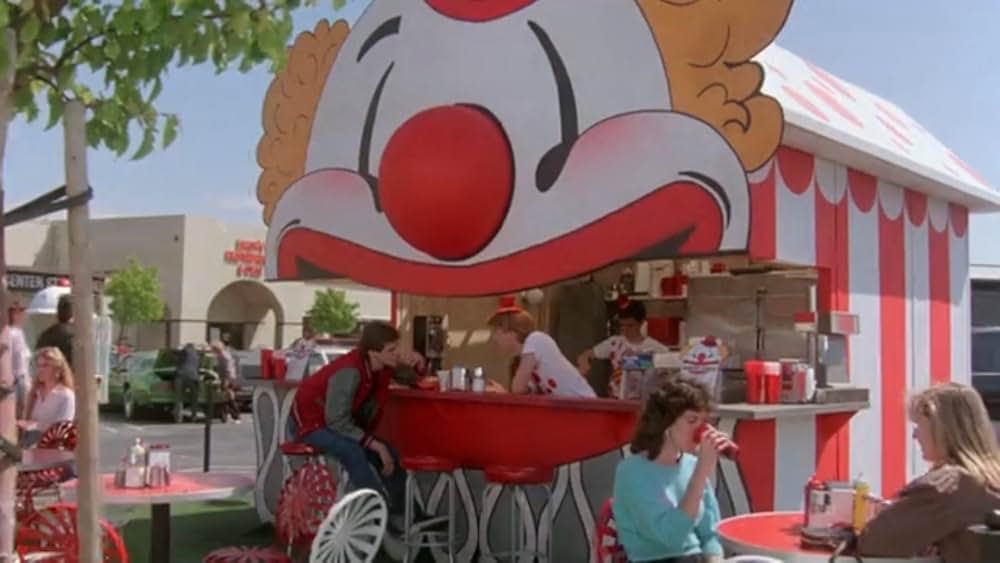 ワンス・ビトゥン／恋のチューチューバンパイアの画像