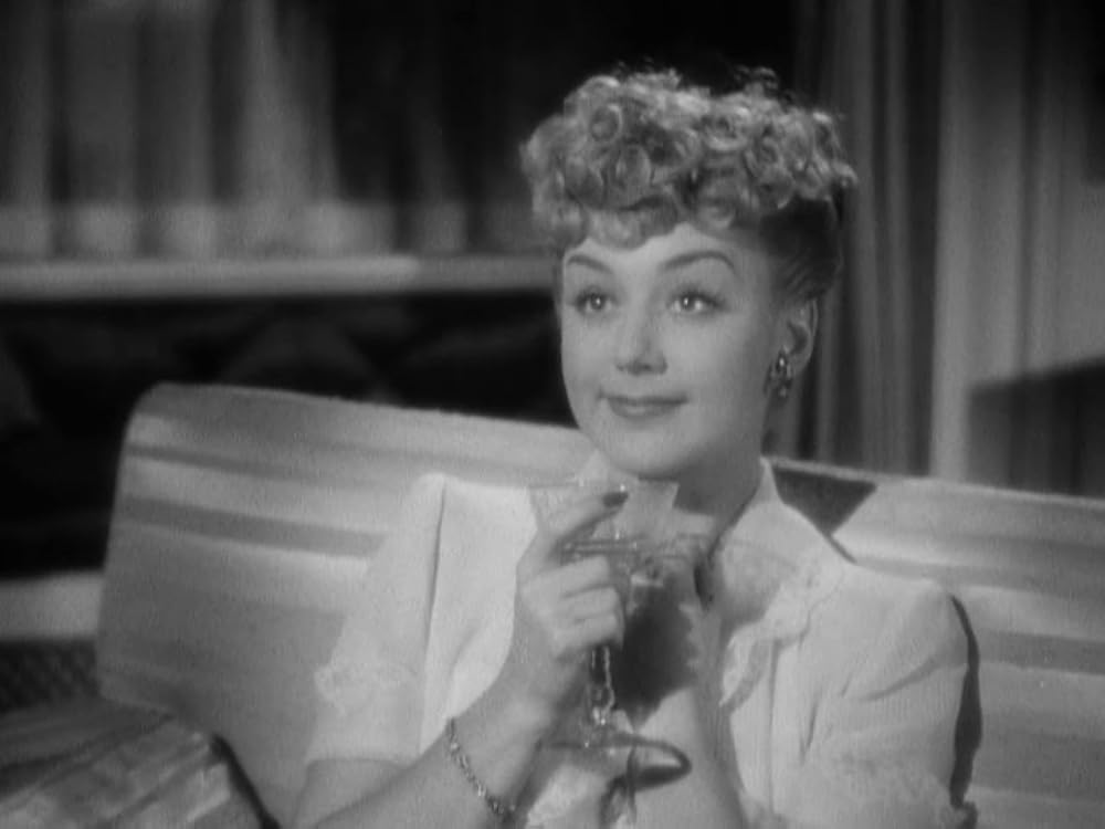 陽気な女秘書の画像