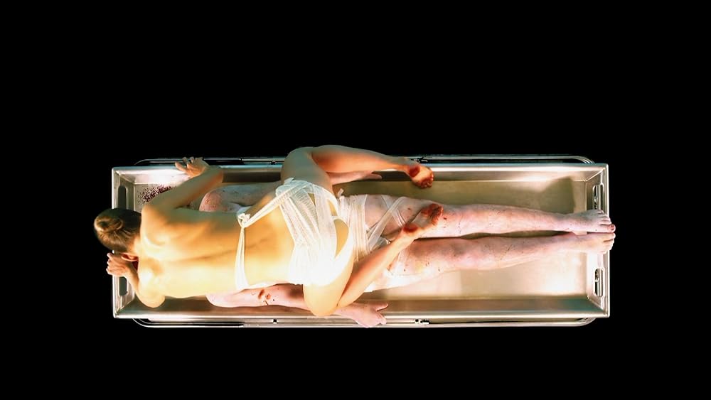 エクシジョン（原題）の画像