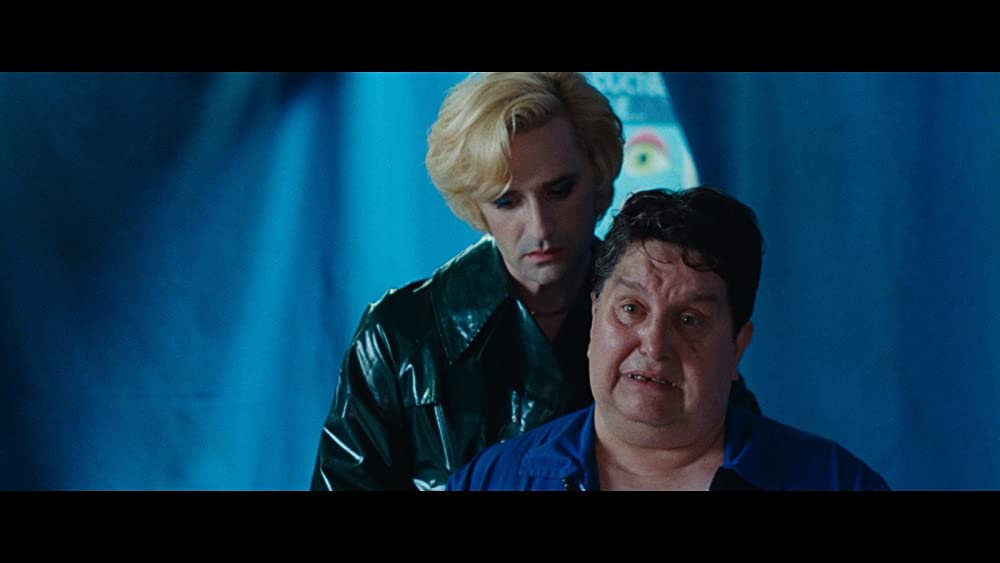 ナイフ・プラス・ハートの画像