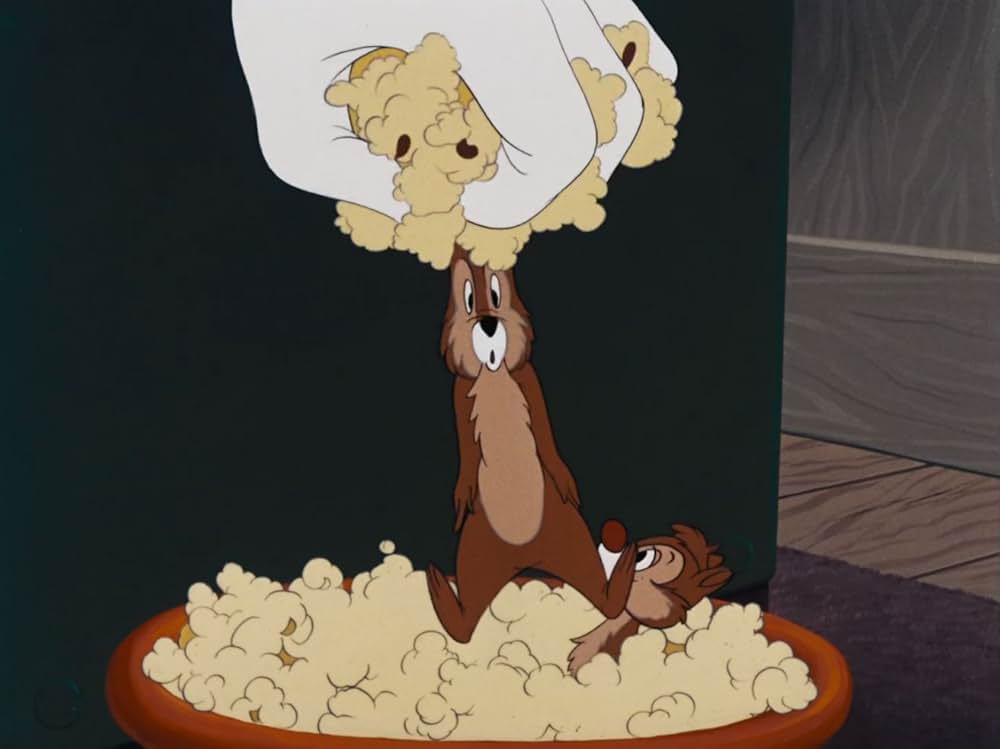 リスの雪かきの画像