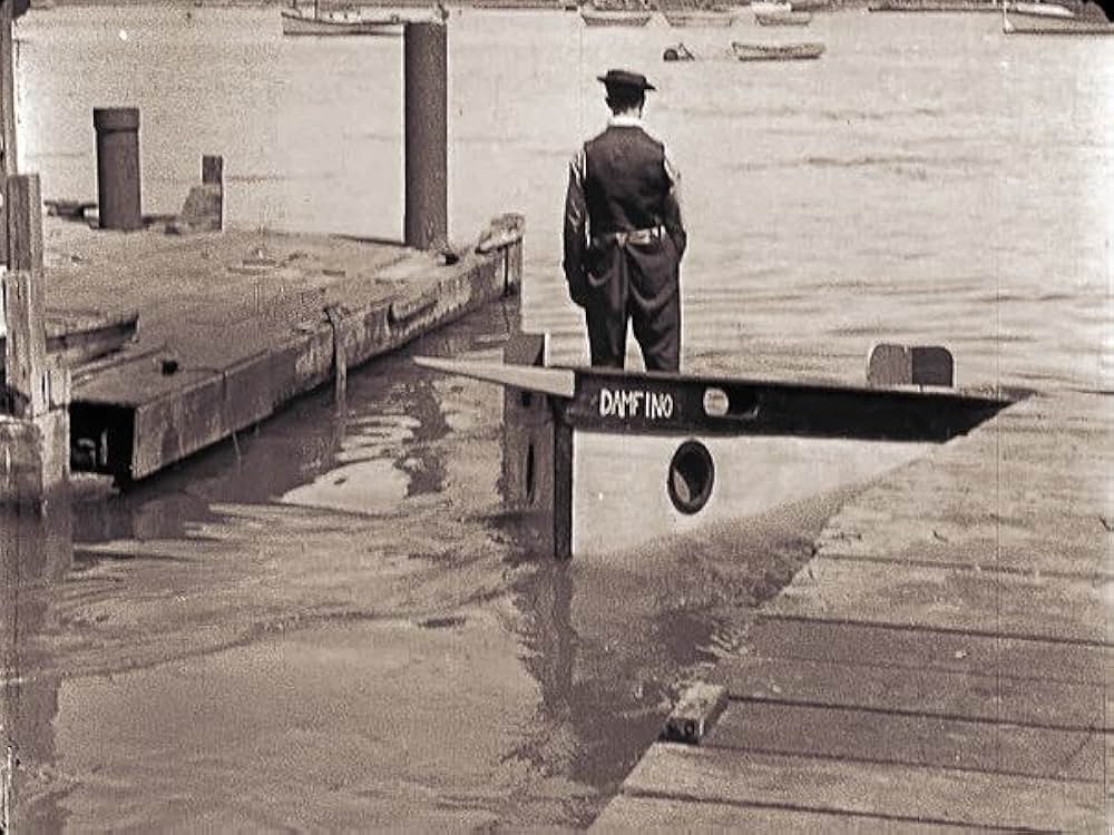 キートンの船出／漂流の画像