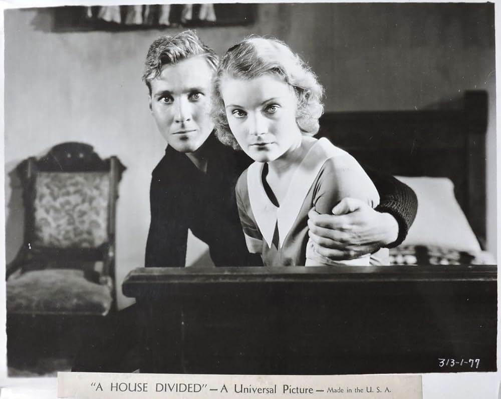 北海の漁火の画像