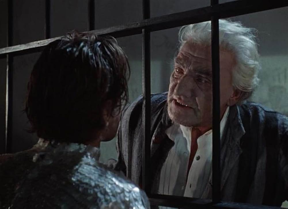 両棲人間の画像