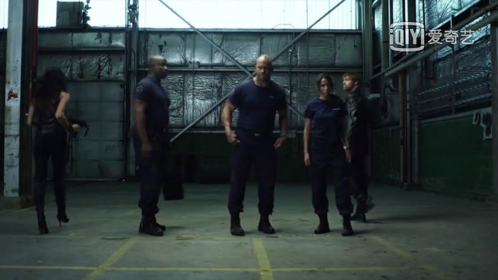 スティーヴ・オースティン S.W.A.T.の画像