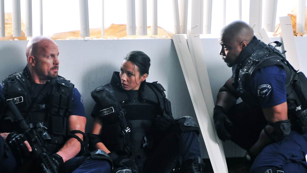 「スティーヴ・オースティン S.W.A.T.」の画像