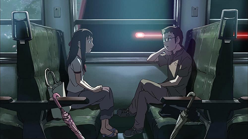 雲のむこう、約束の場所の画像