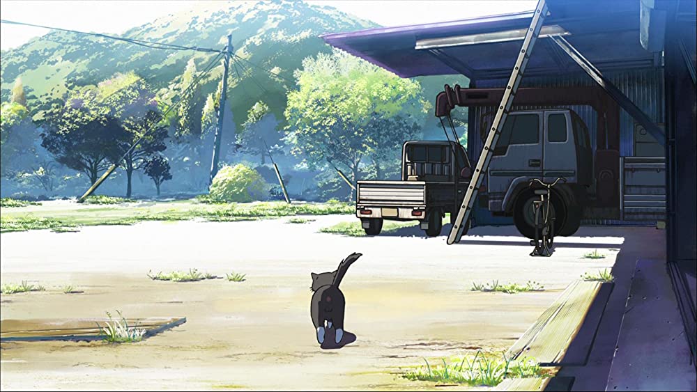 雲のむこう、約束の場所の画像